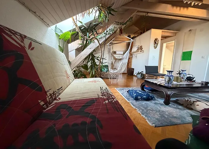 Urban Oasis - Attic In Iconic Langstrasse Апартаменти