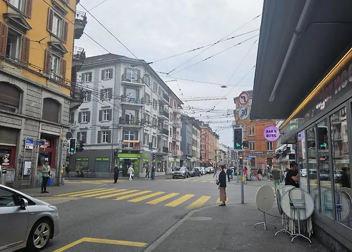 아파트 Urban Oasis - Attic In Iconic Langstrasse 취리히