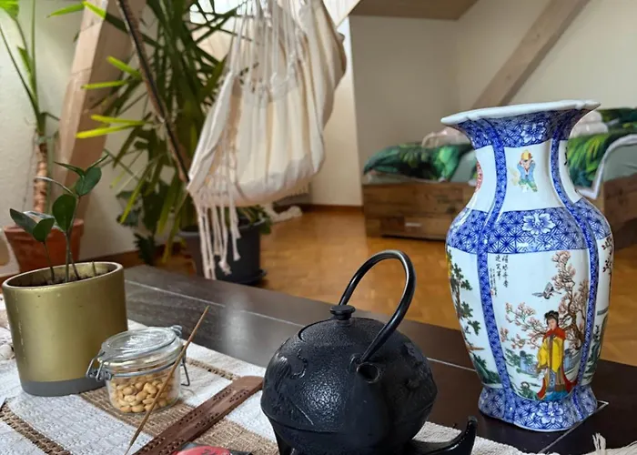 Urban Oasis - Attic In Iconic Langstrasse *